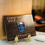 Θέρετρο Versilia Golf